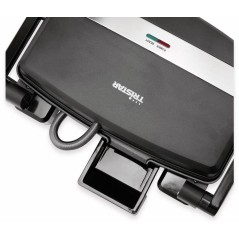 "Tristar GR-2856 Contact Grill - Perfect for Delicious Meals Anytime!"